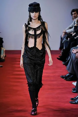 Look 28